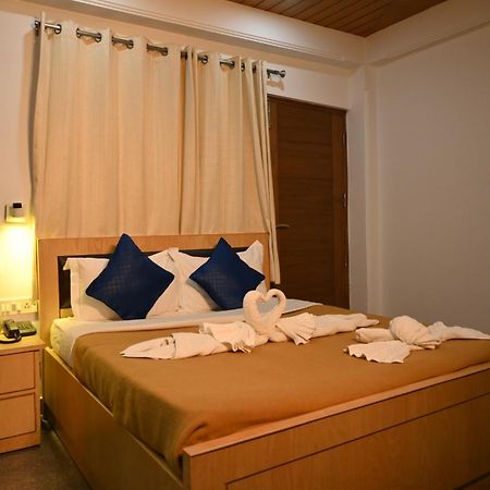 Hotel Dh Dharamsala Zewnętrze zdjęcie