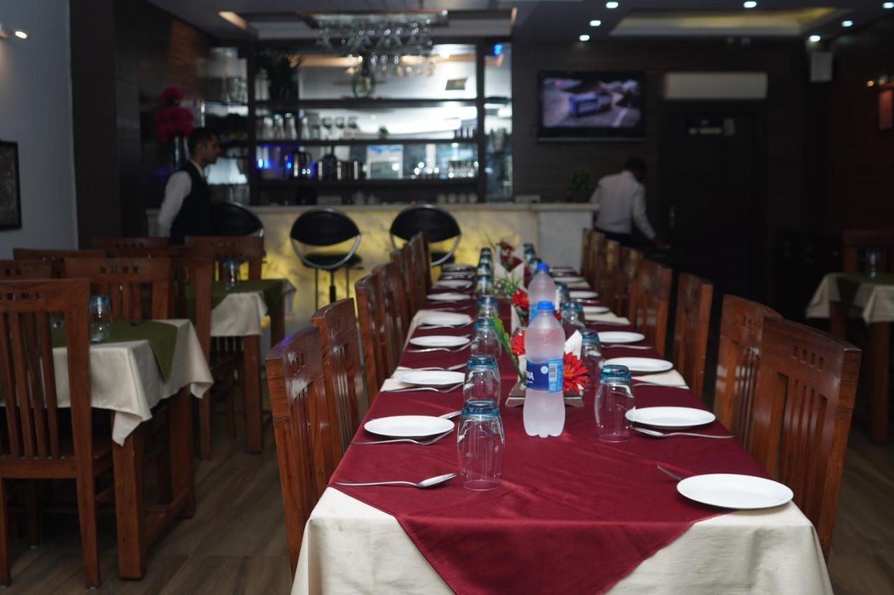 Hotel Dh Dharamsala Zewnętrze zdjęcie