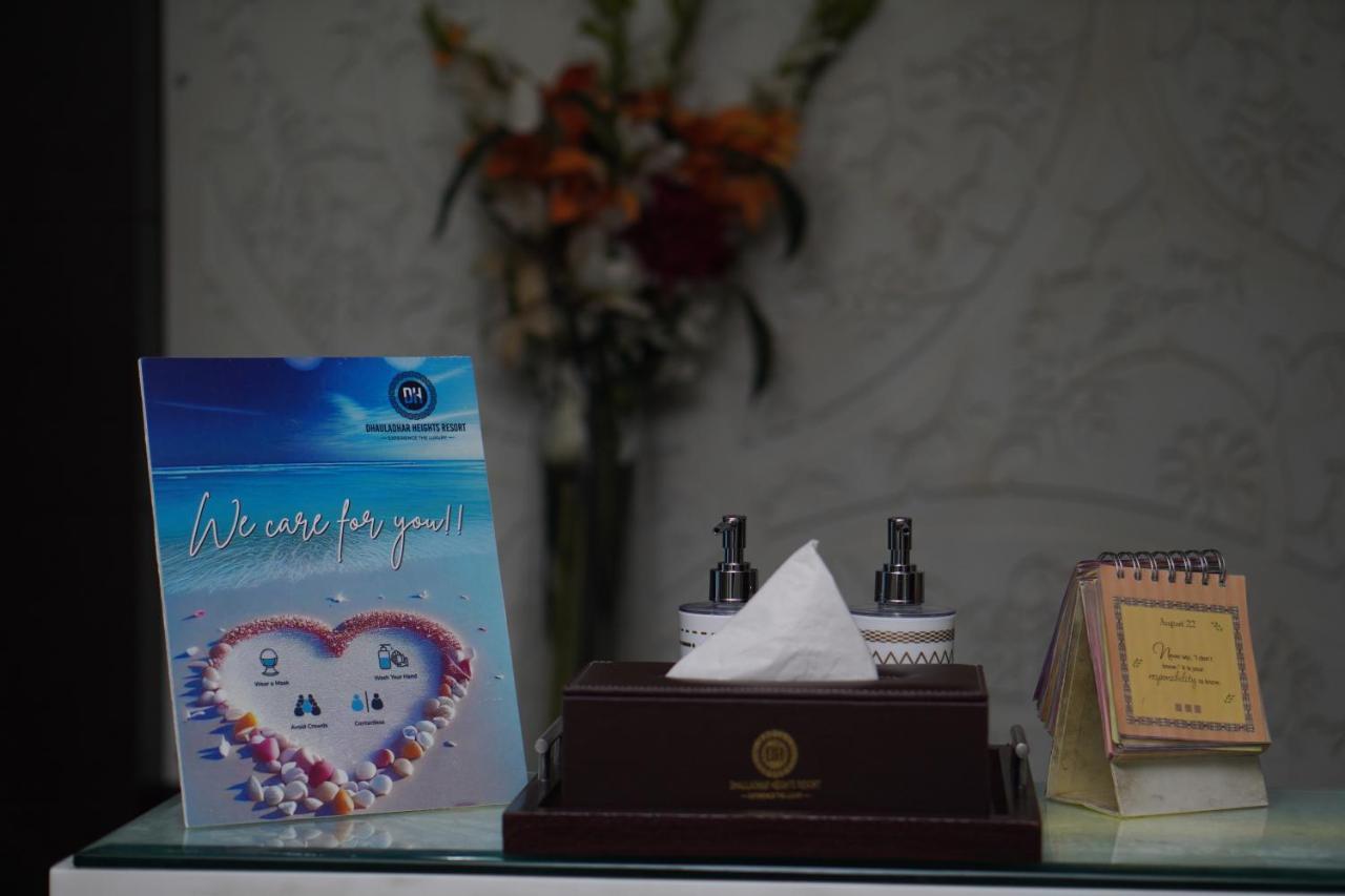 Hotel Dh Dharamsala Zewnętrze zdjęcie