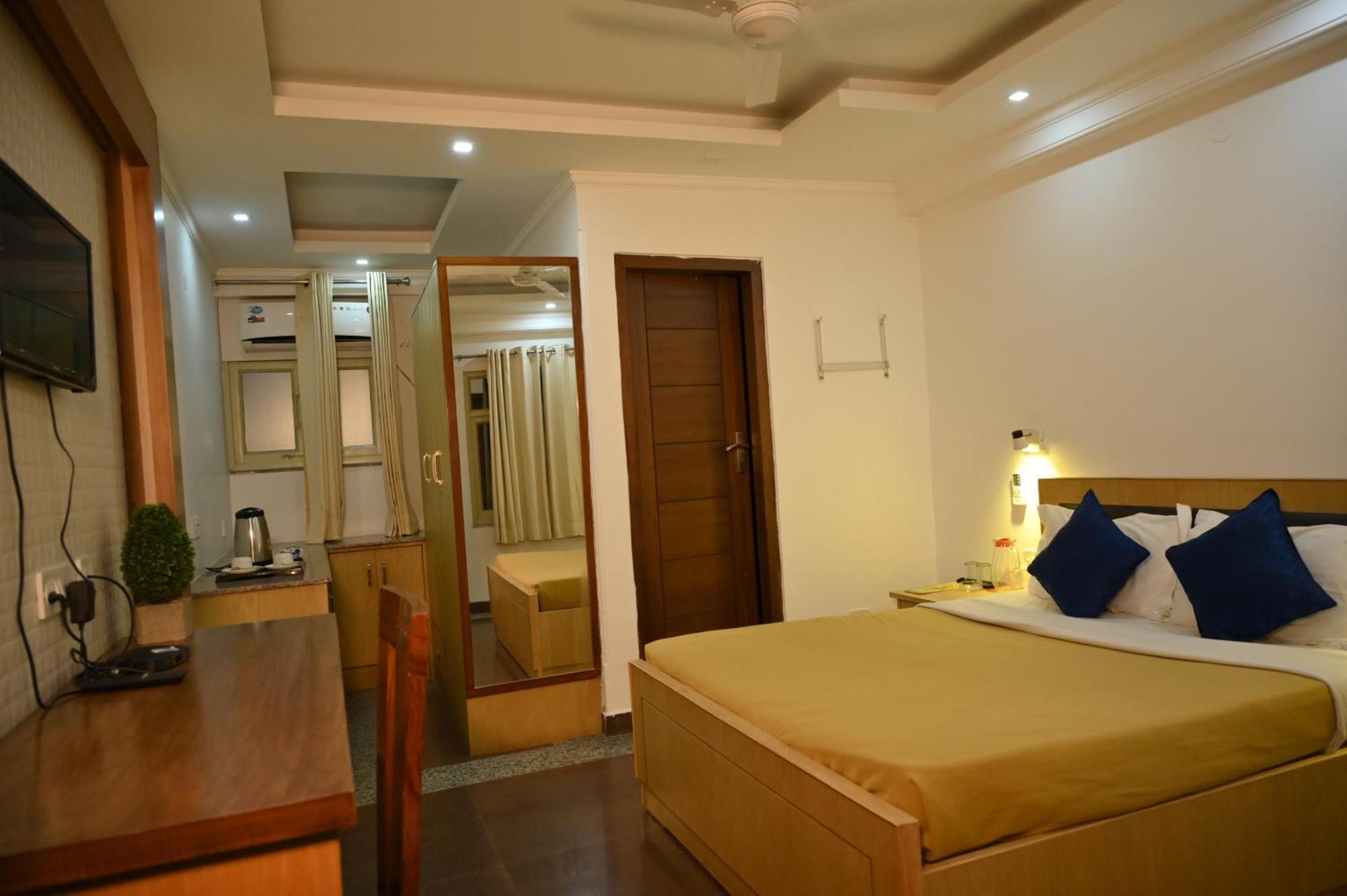 Hotel Dh Dharamsala Zewnętrze zdjęcie