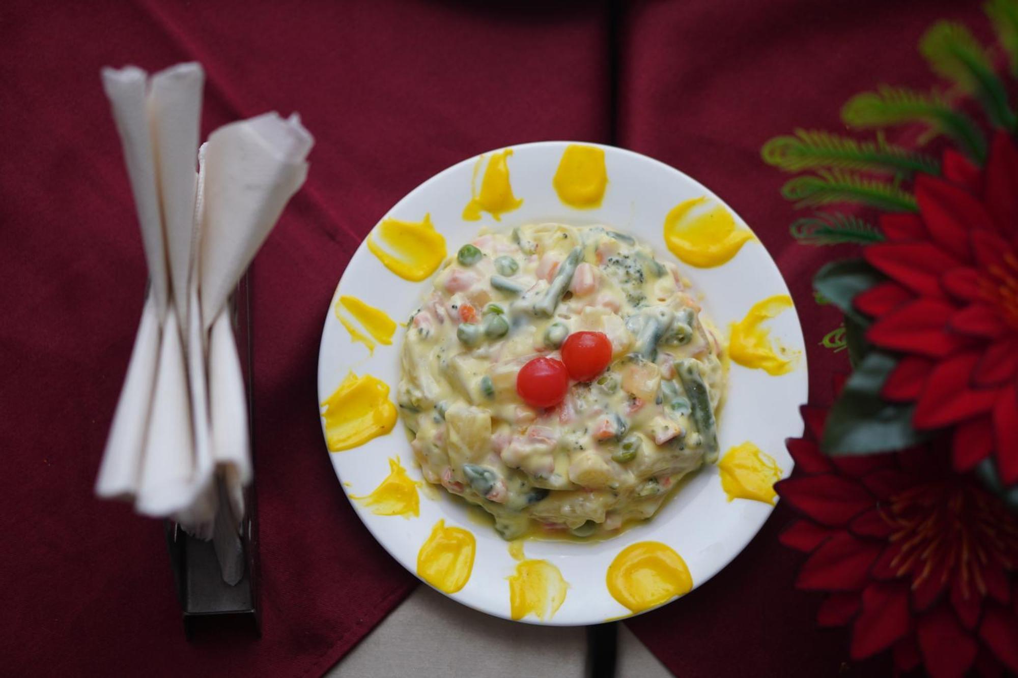 Hotel Dh Dharamsala Zewnętrze zdjęcie