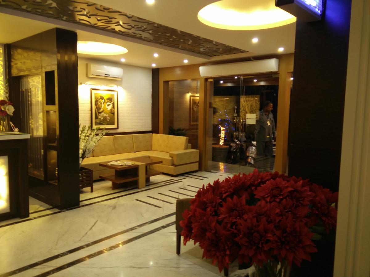 Hotel Dh Dharamsala Zewnętrze zdjęcie